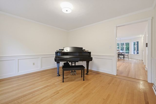 25 Erin Way, Holliston, MA 01746