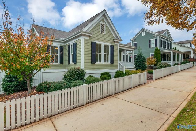 53 Hillcrest Avenue NW, Huntsville, AL 35806