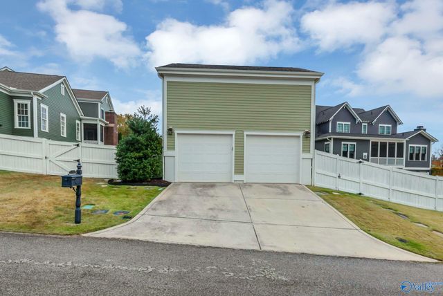 53 Hillcrest Avenue NW, Huntsville, AL 35806