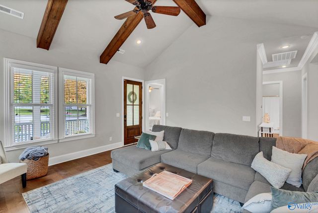 53 Hillcrest Avenue NW, Huntsville, AL 35806