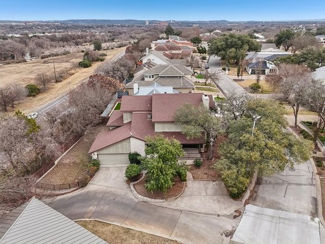 502 Oakland Hills Lane, Kerrville, TX 78028