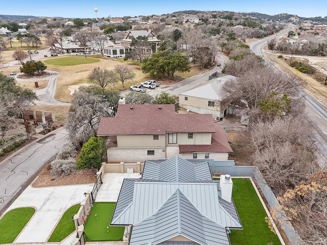 502 Oakland Hills Lane, Kerrville, TX 78028