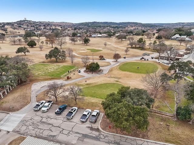 502 Oakland Hills Lane, Kerrville, TX 78028