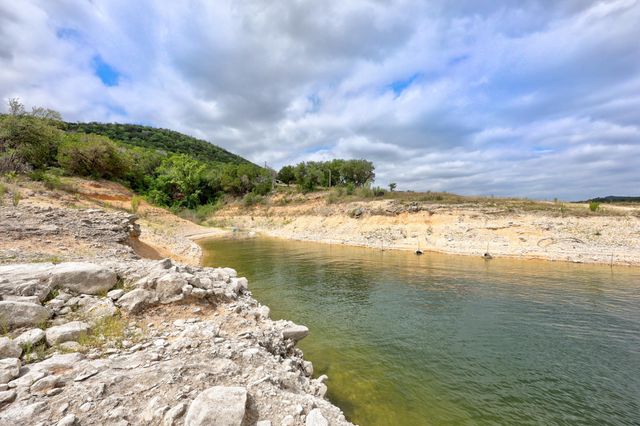 9006 Lime Creek RD, Volente, TX 78641