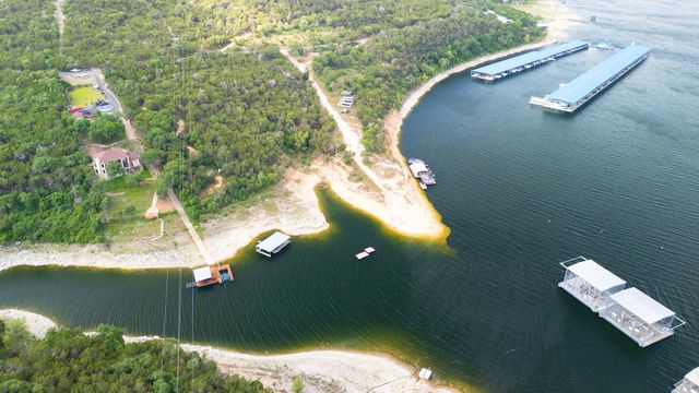 9006 Lime Creek RD, Volente, TX 78641
