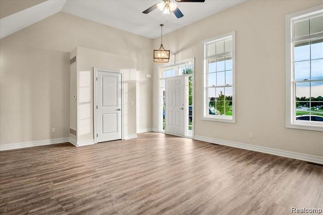 53750 Springdale Street, Macomb, MI 48042