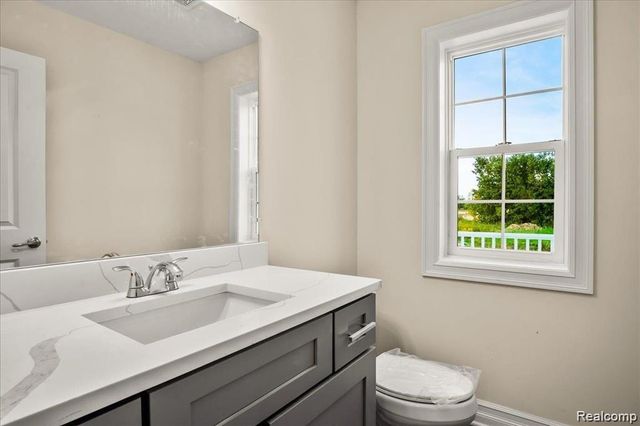 53750 Springdale Street, Macomb, MI 48042