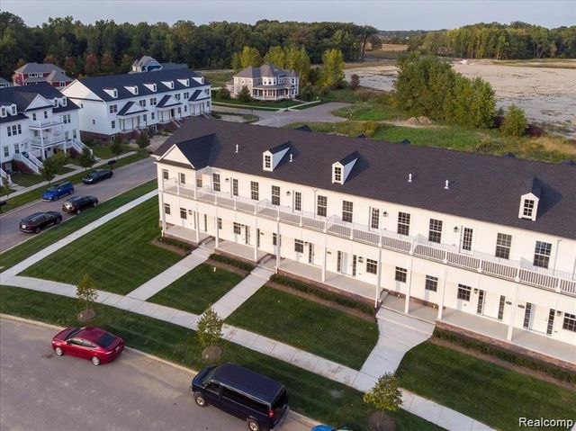 53750 Springdale Street, Macomb, MI 48042