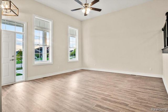 53750 Springdale Street, Macomb, MI 48042