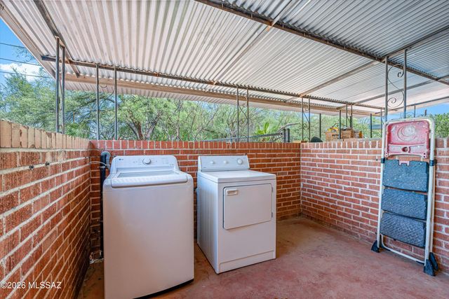 1415 E 9th Street, Tucson, AZ 85719