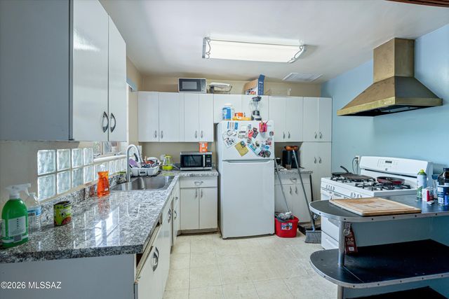 1415 E 9th Street, Tucson, AZ 85719