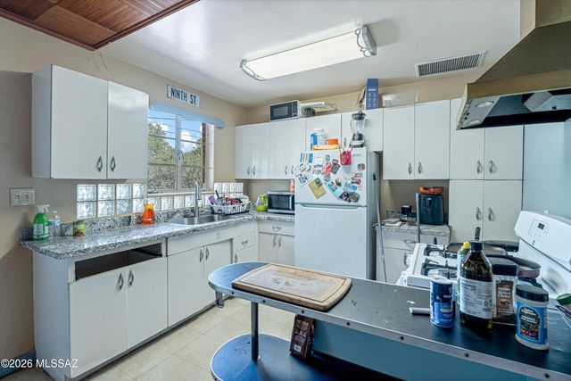 1415 E 9th Street, Tucson, AZ 85719