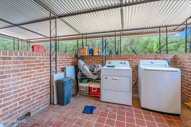 1415 E 9th Street, Tucson, AZ 85719