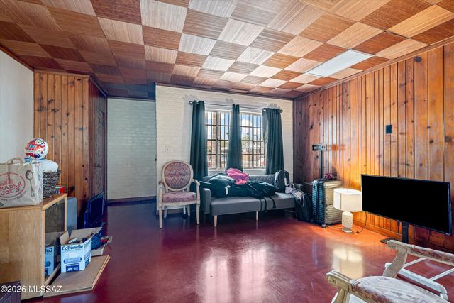 1415 E 9th Street, Tucson, AZ 85719