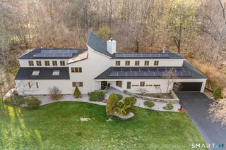 25 Surrey Drive, Cheshire, CT 06410