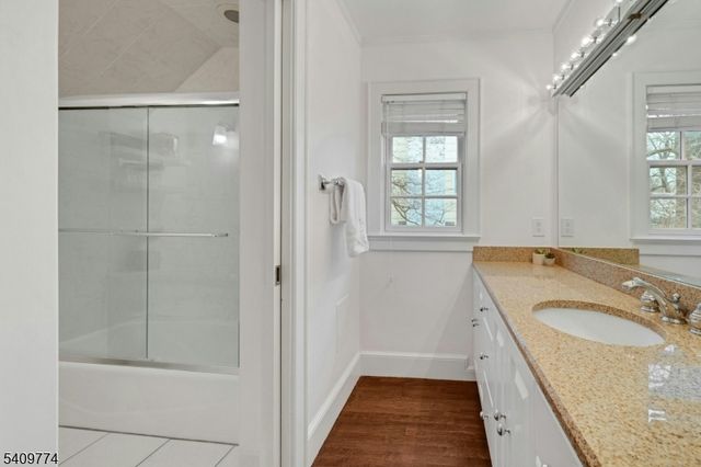 49 Norwood Ave, Summit City, NJ 07901