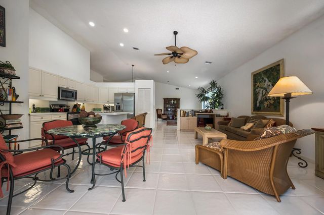 4362 Kensington Park Way, Lake Worth, FL 33449