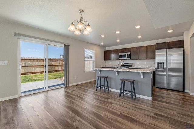 404 HENRY POTTER RD, Box Elder, SD 57719