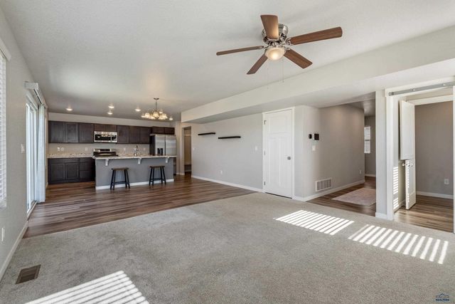 404 HENRY POTTER RD, Box Elder, SD 57719