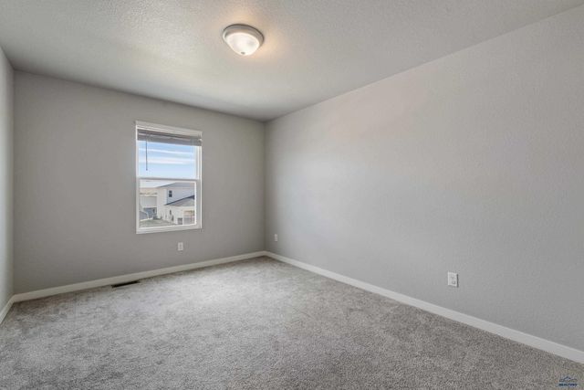 404 HENRY POTTER RD, Box Elder, SD 57719