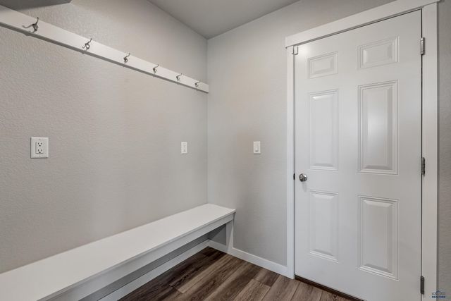 404 HENRY POTTER RD, Box Elder, SD 57719