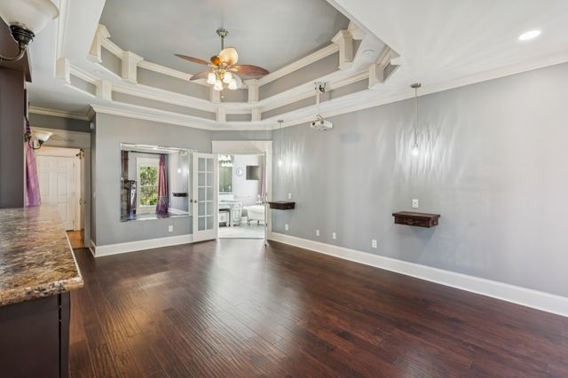 2356 Saint Andrews Dr, Murfreesboro, TN 37128