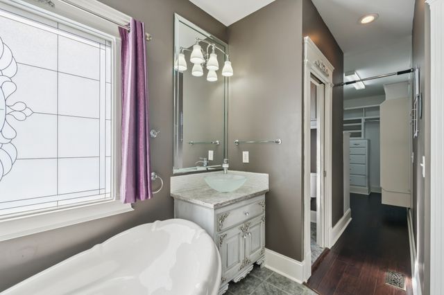 2356 Saint Andrews Dr, Murfreesboro, TN 37128