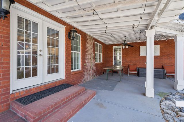 2356 Saint Andrews Dr, Murfreesboro, TN 37128