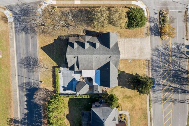 2356 Saint Andrews Dr, Murfreesboro, TN 37128