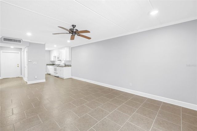 4435 1ST STREET NE 104, St Petersburg, FL 33703
