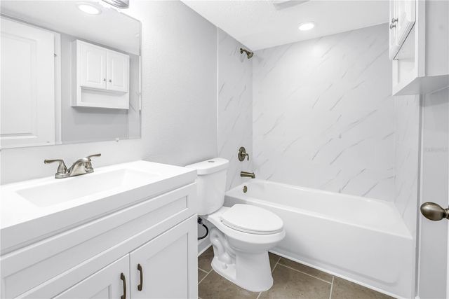 4435 1ST STREET NE 104, St Petersburg, FL 33703
