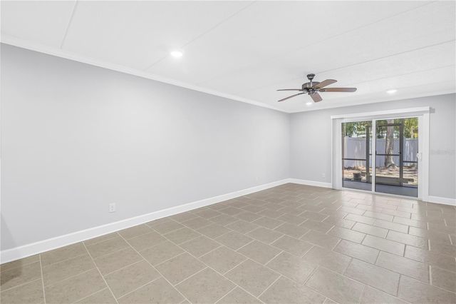 4435 1ST STREET NE 104, St Petersburg, FL 33703