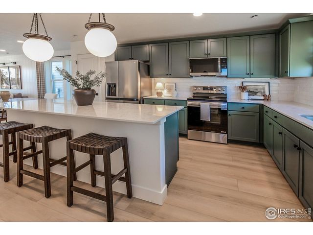 979 Trumpet Ln, Windsor, CO 80550