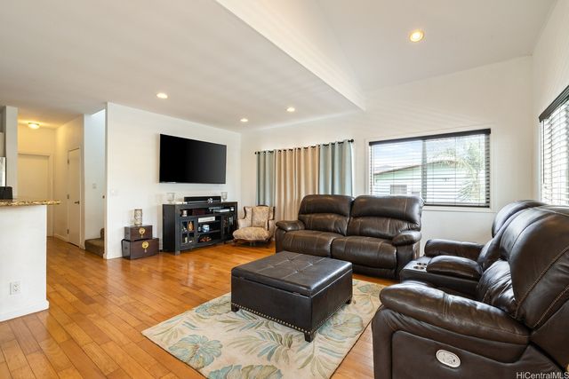 45-107 Waikalua Road, Kaneohe, HI 96744