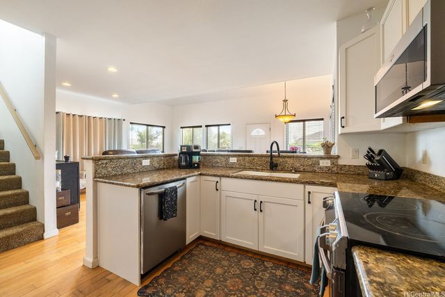 45-107 Waikalua Road, Kaneohe, HI 96744