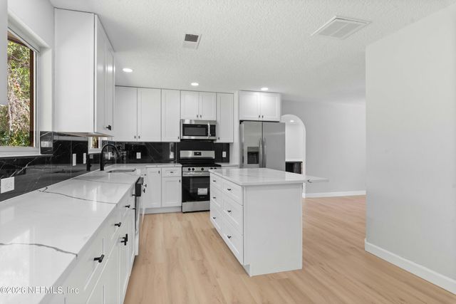 7134 ELECTRA Drive S, Jacksonville, FL 32210