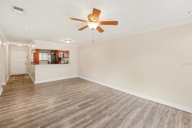 6334 NEWTOWN CIRCLE 34B3, Tampa, FL 33615