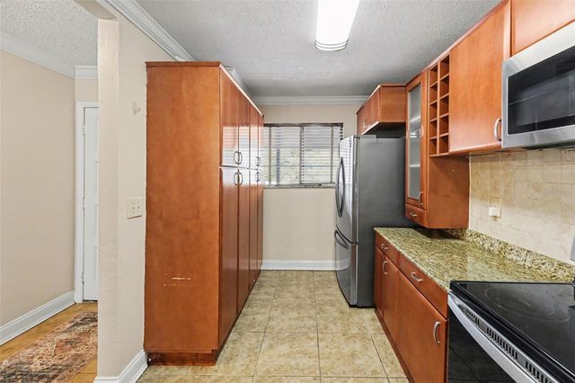 6334 NEWTOWN CIRCLE 34B3, Tampa, FL 33615