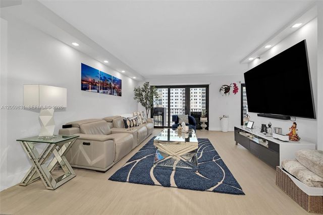 1201 S Ocean Drive 1703N, Hollywood, FL 33019