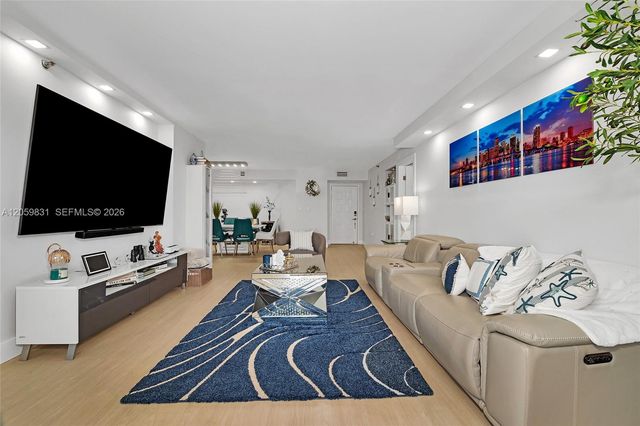 1201 S Ocean Drive 1703N, Hollywood, FL 33019