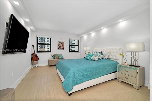 1201 S Ocean Drive 1703N, Hollywood, FL 33019