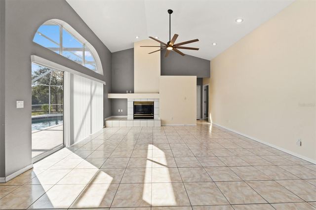 18118 SWEET JASMINE DRIVE, Tampa, FL 33647