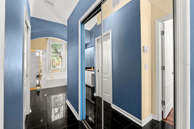 18118 SWEET JASMINE DRIVE, Tampa, FL 33647