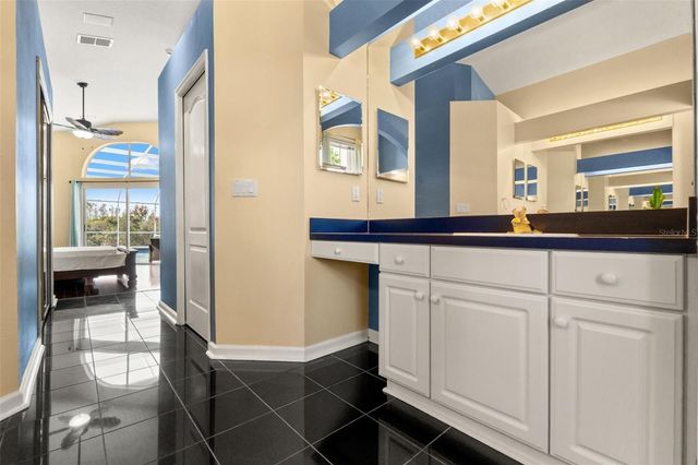 18118 SWEET JASMINE DRIVE, Tampa, FL 33647