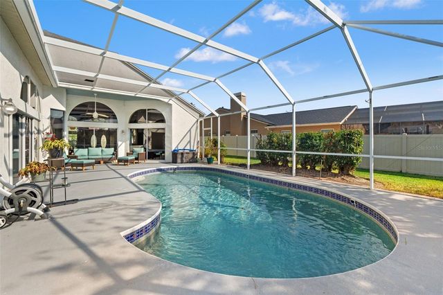 18118 SWEET JASMINE DRIVE, Tampa, FL 33647