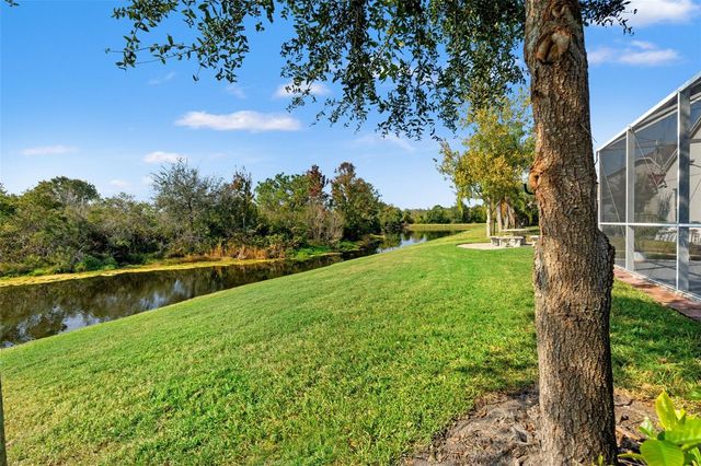 18118 SWEET JASMINE DRIVE, Tampa, FL 33647