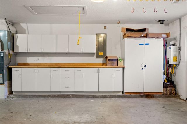 18118 SWEET JASMINE DRIVE, Tampa, FL 33647