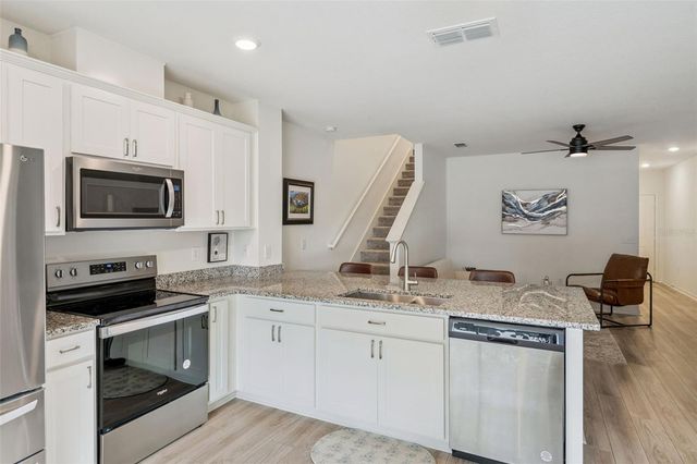 1412 MIRABELLA CIRCLE, Davenport, FL 33897