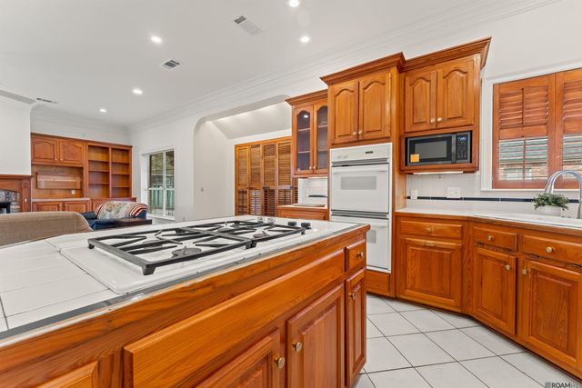 12760 Roan Ave, Baton Rouge, LA 70810