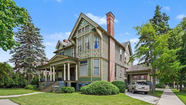 1500 Center Avenue, Bay City, MI 48708